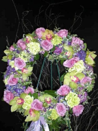 TRADITIONAL SYMPATHY WREATH